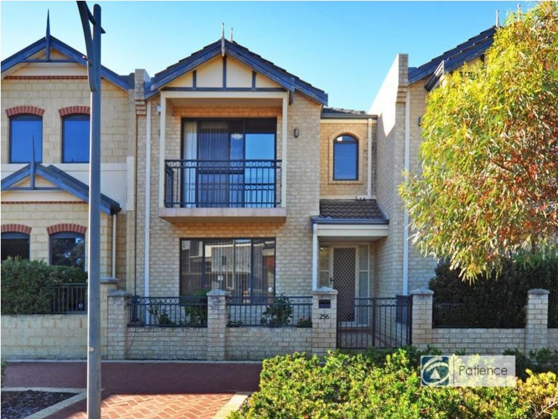 256 Lakeside Drive, Joondalup WA 6027
