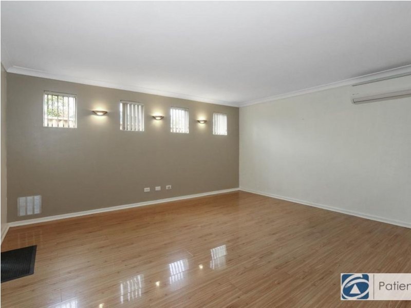 5 Elliot Road, Wanneroo WA 6065