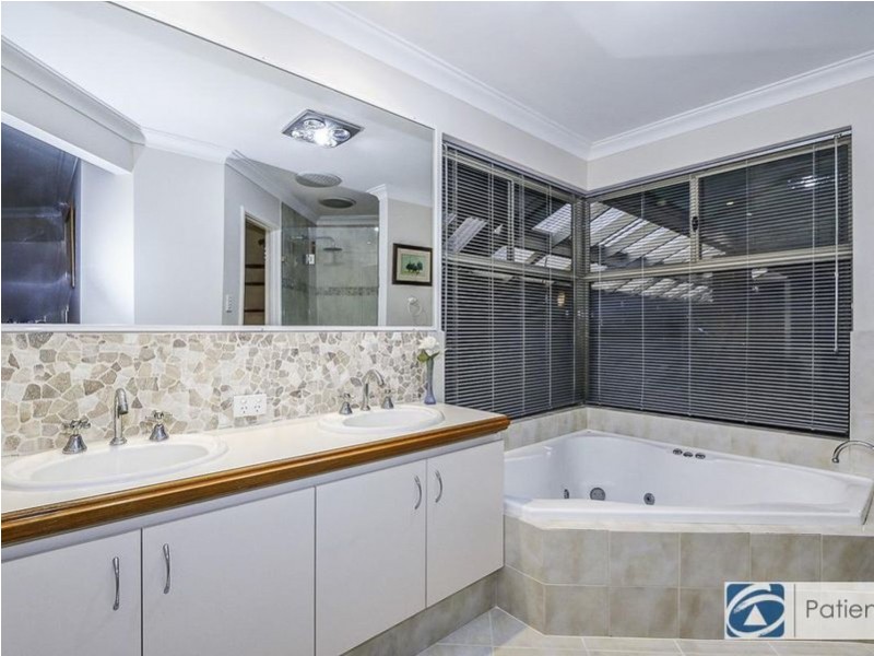 3 Stylis Cove, Mindarie WA 6030