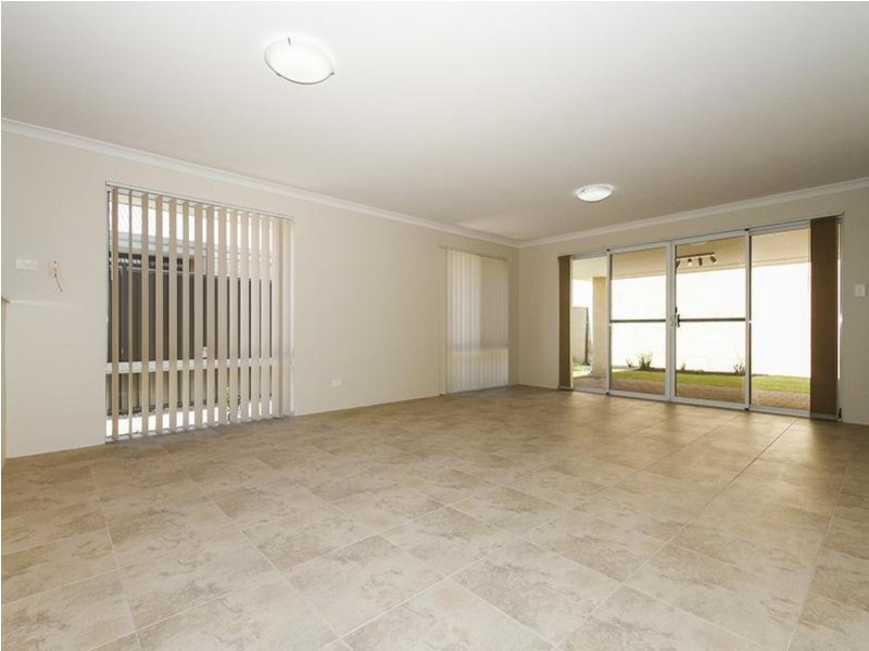 12 Goodalli Street, Jindalee WA 6036