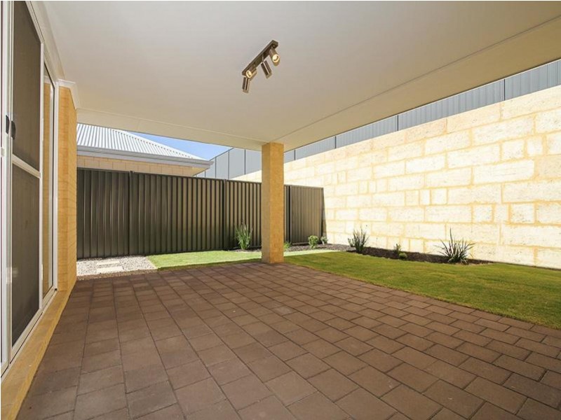 12 Goodalli Street, Jindalee WA 6036