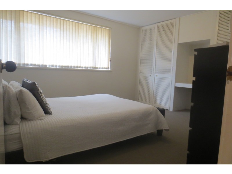 16 Sulina Place, Kallaroo WA 6025