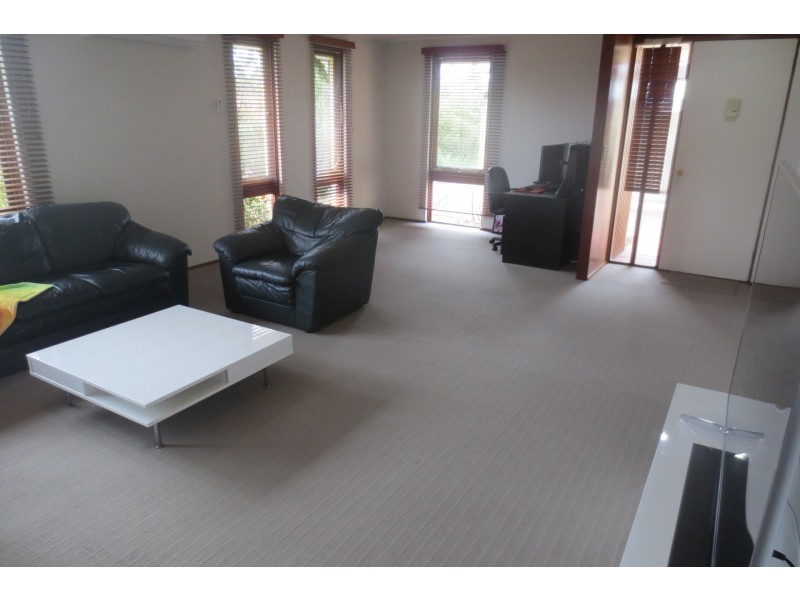 16 Sulina Place, Kallaroo WA 6025