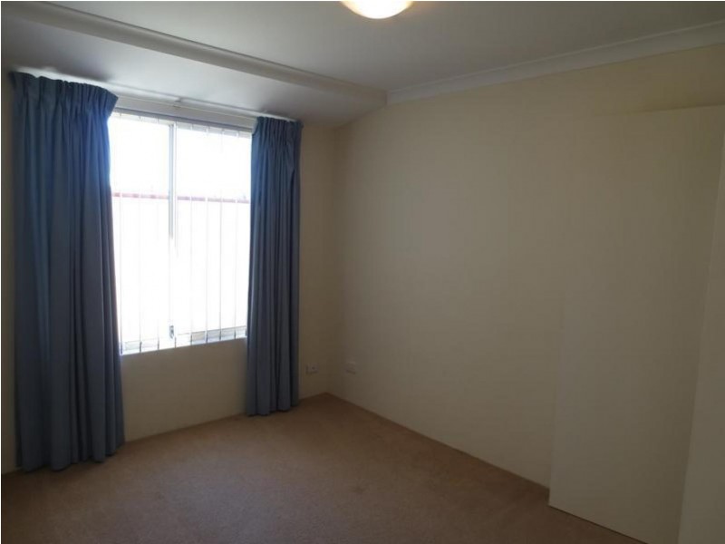 14 Miramare Boulevard, Currambine WA 6028