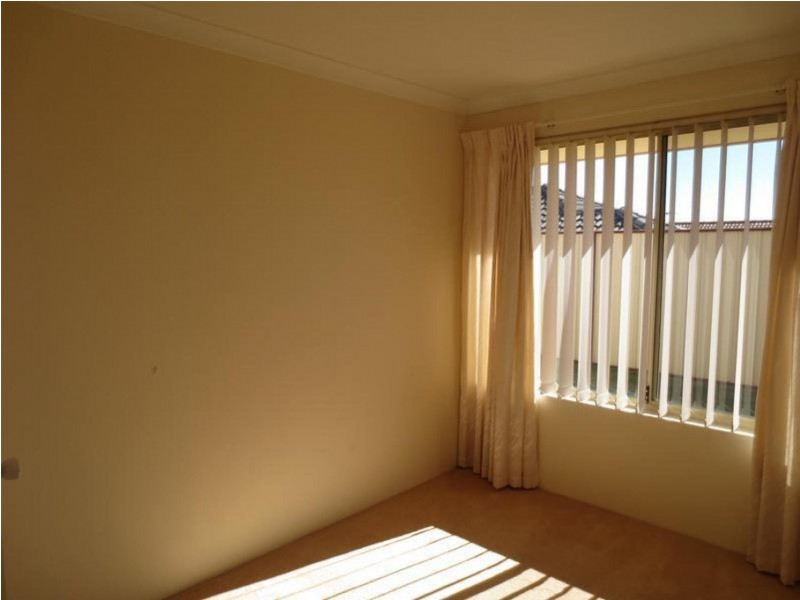 14 Miramare Boulevard, Currambine WA 6028