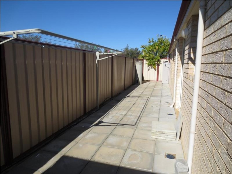 14 Miramare Boulevard, Currambine WA 6028