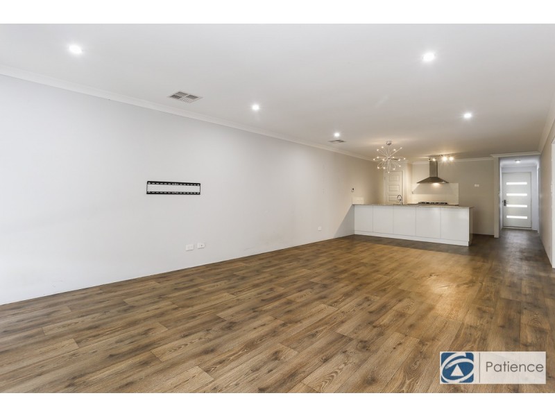 27 Navajo Way, Eglinton WA 6034