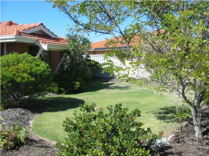 16 Seaside Gardens, Mullaloo WA 6027