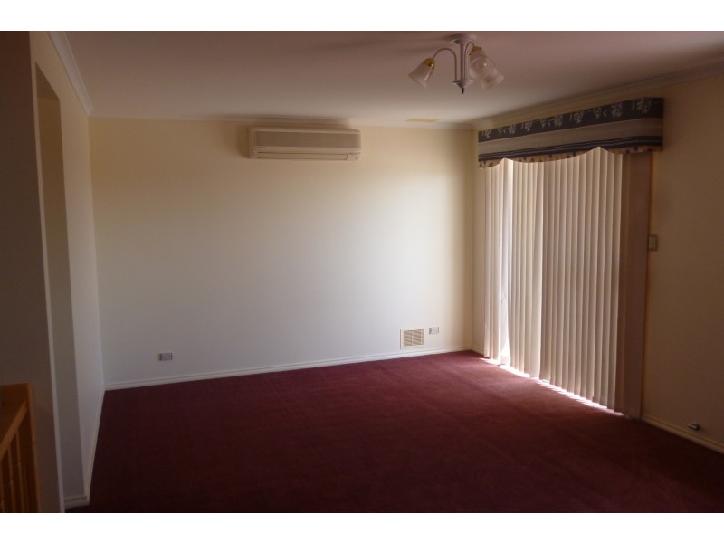 10 Troubridge Retreat, Ocean Reef WA 6027