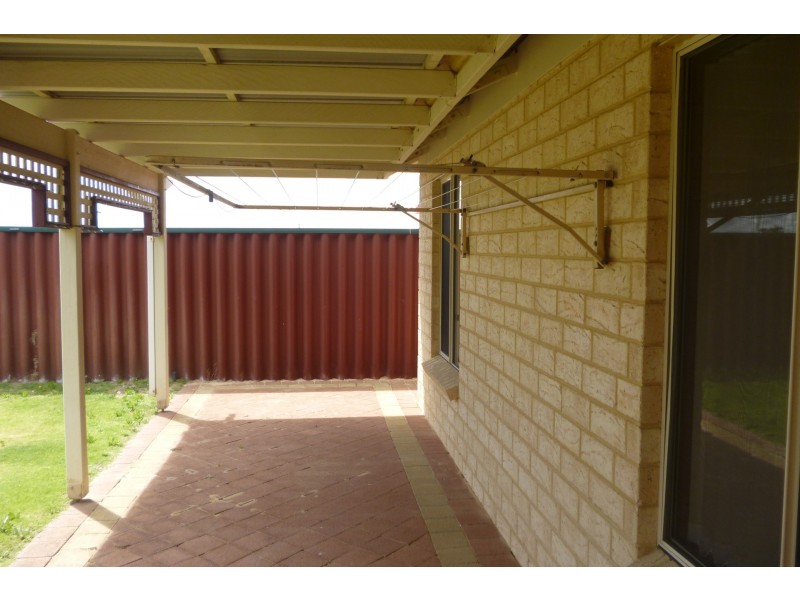 10 Troubridge Retreat, Ocean Reef WA 6027