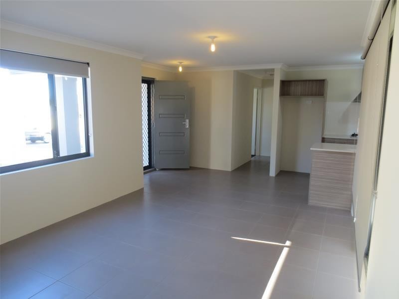 A/324A Flinders Street, Nollamara WA 6061