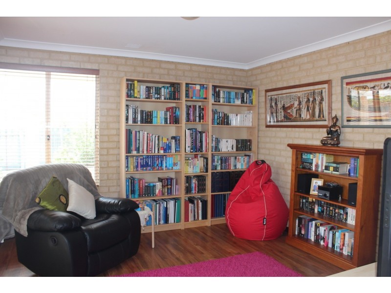 14A Sheringham Retreat, Currambine WA 6028