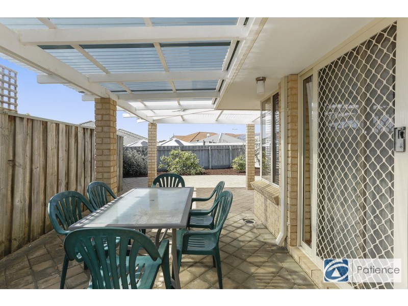 14A Sheringham Retreat, Currambine WA 6028