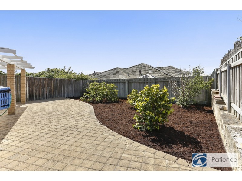 14A Sheringham Retreat, Currambine WA 6028