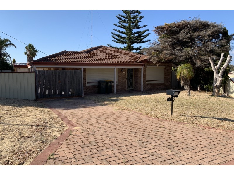 2 Lind Court, Quinns Rocks WA 6030