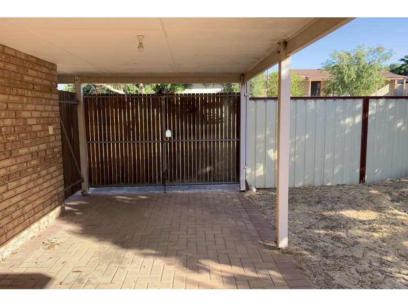 2 Lind Court, Quinns Rocks WA 6030