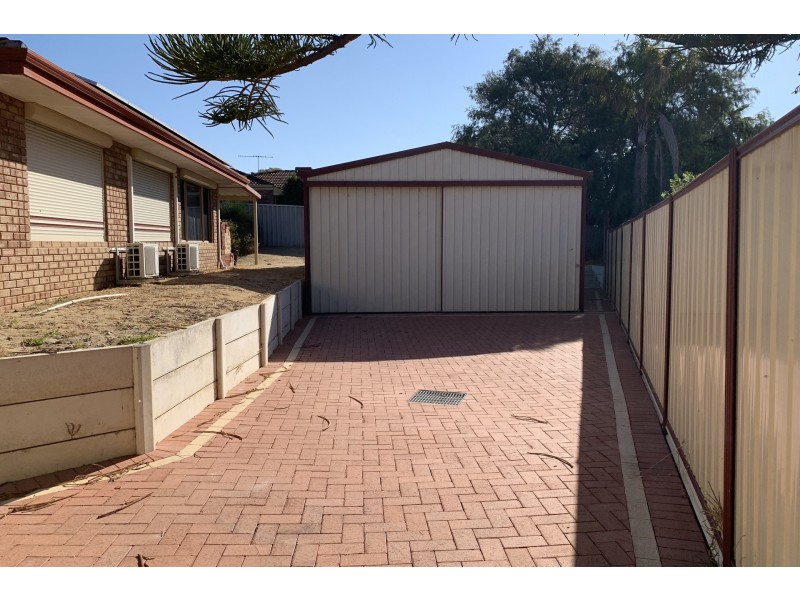 2 Lind Court, Quinns Rocks WA 6030