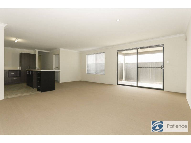 51 Splendens Avenue, Banksia Grove WA 6031