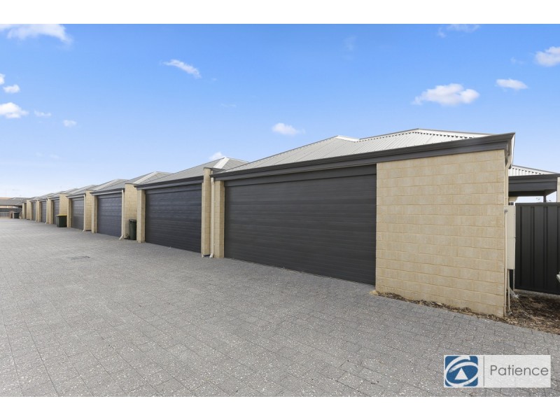 51 Splendens Avenue, Banksia Grove WA 6031