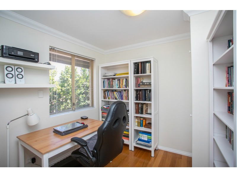 2 Como Place, Joondalup WA 6027