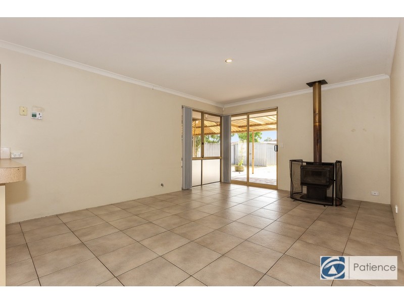 21 Salmon Gum Grove, Beechboro WA 6063
