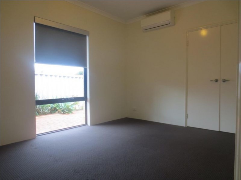 87A Rochester Circle, Balga WA 6061