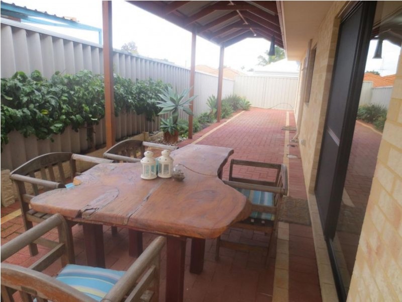 87A Rochester Circle, Balga WA 6061