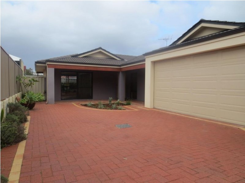 87A Rochester Circle, Balga WA 6061