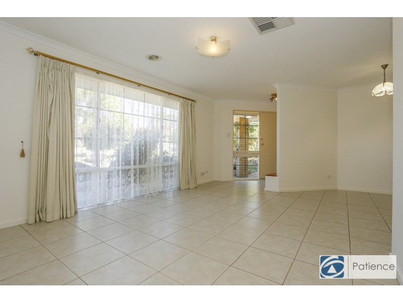 25 Ardrossan Loop, Kingsley WA 6026