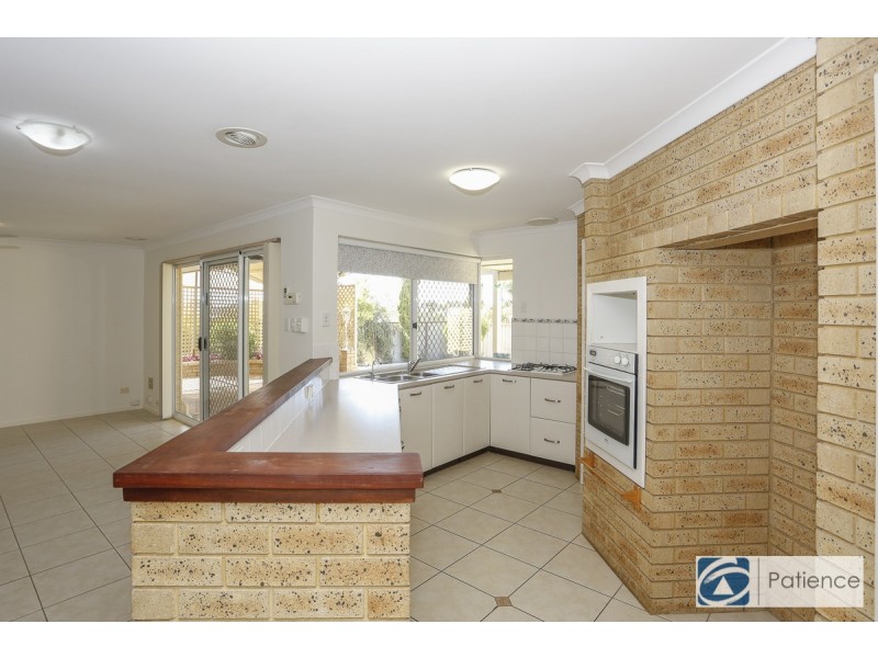 25 Ardrossan Loop, Kingsley WA 6026