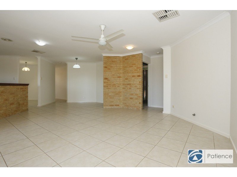 25 Ardrossan Loop, Kingsley WA 6026