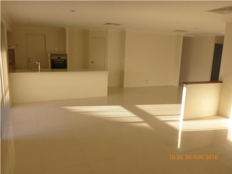 139 Kinross Drive, Kinross WA 6028