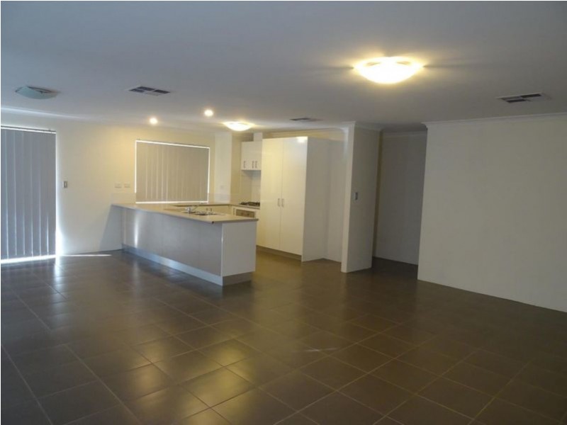 22 Barbarigo Bend, Aveley WA 6069