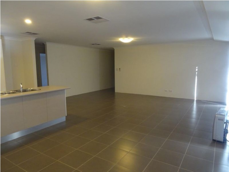 22 Barbarigo Bend, Aveley WA 6069