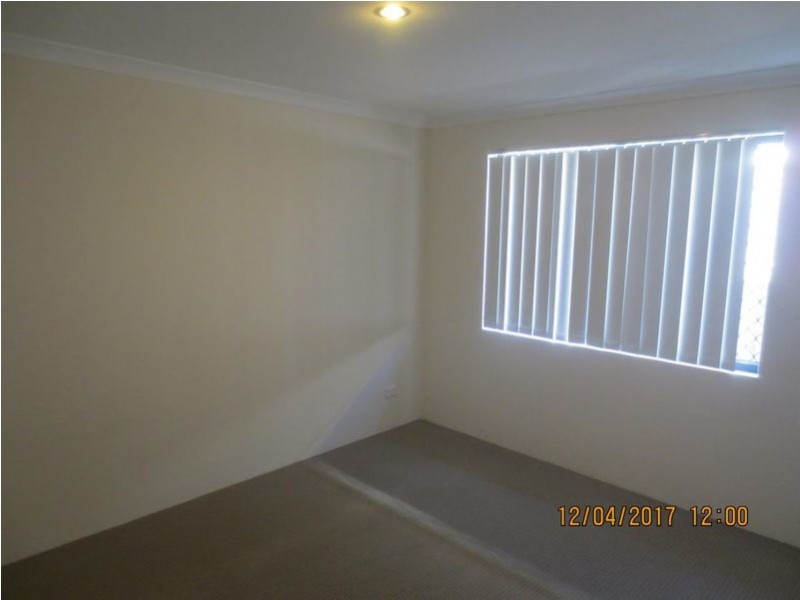 9 Menindee Road, Ellenbrook WA 6069