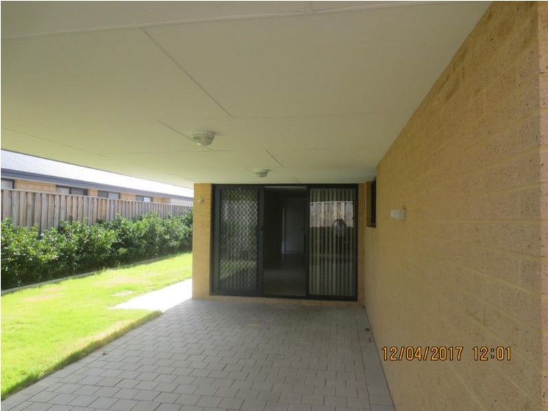 9 Menindee Road, Ellenbrook WA 6069