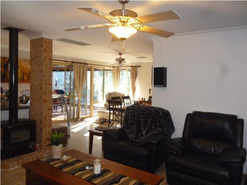 27 Snowbird Gardens, Joondalup WA 6027