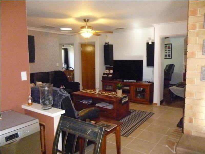 27 Snowbird Gardens, Joondalup WA 6027