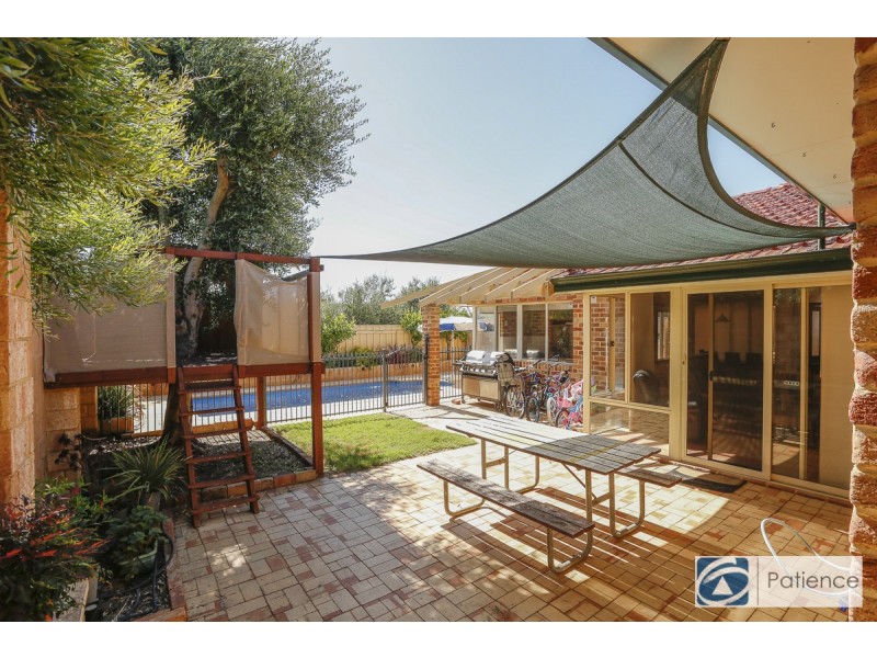 24 Wilcannia Elbow, Currambine WA 6028