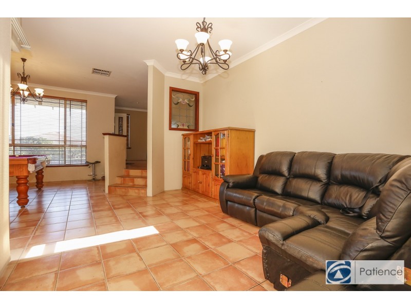 24 Wilcannia Elbow, Currambine WA 6028