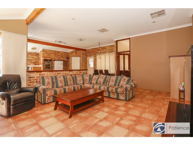 24 Wilcannia Elbow, Currambine WA 6028