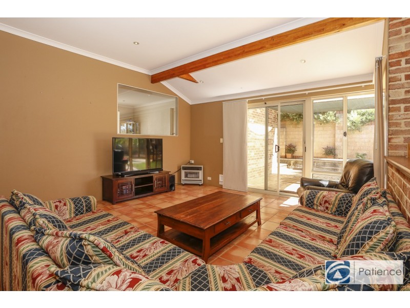 24 Wilcannia Elbow, Currambine WA 6028