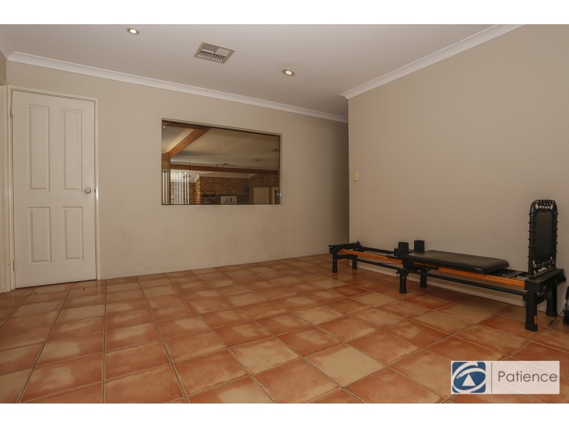 24 Wilcannia Elbow, Currambine WA 6028