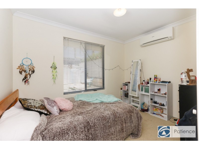 69 MacNaughton Crescent, Kinross WA 6028