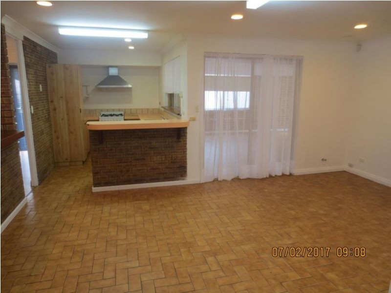 76 Giralt Road, Marangaroo WA 6064