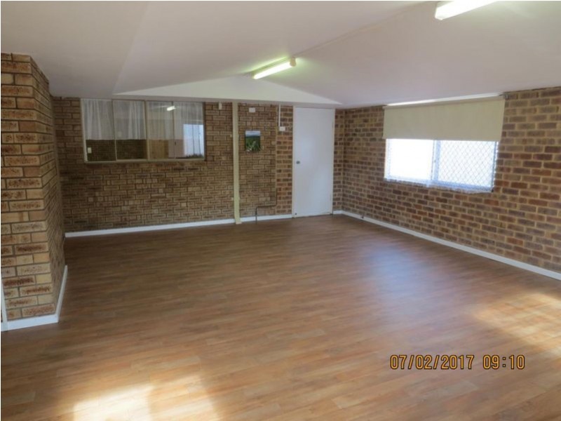 76 Giralt Road, Marangaroo WA 6064