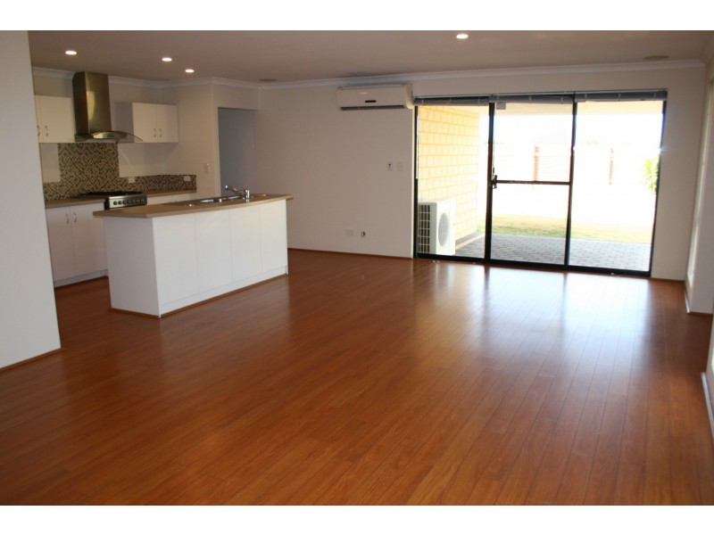 8 Bonnard Crescent, Ashby WA 6065