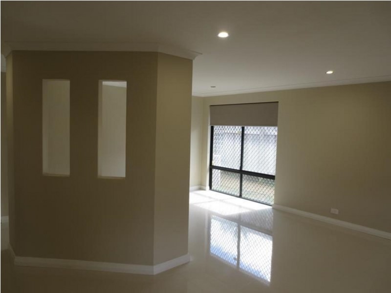 15 Golflinks Drive, Carramar WA 6031