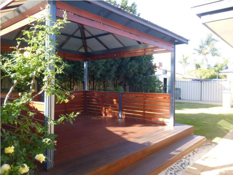 25 Minjah Circuit, Carramar WA 6031