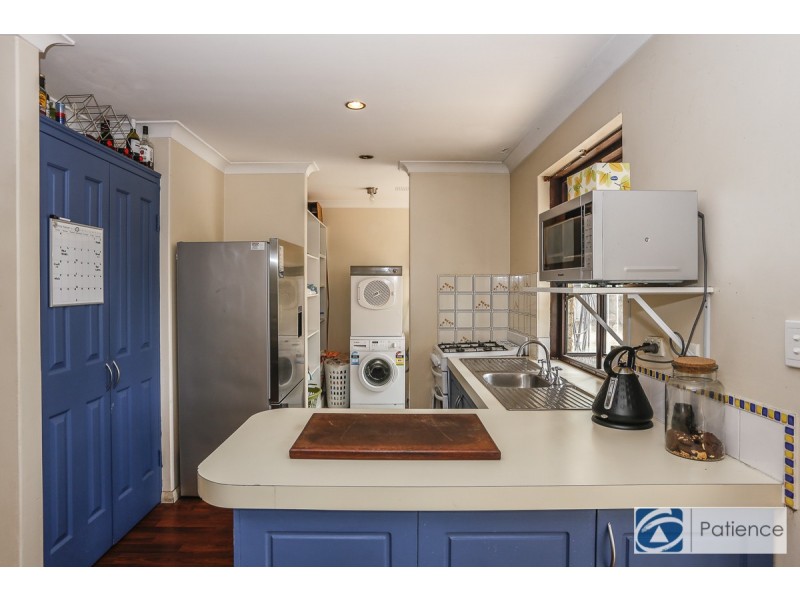 40 Barlow Way, Balga WA 6061